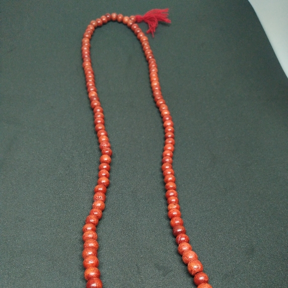 Direct from India -  Sandalwood Prayer Meditation Beads Mala Necklace - Picture 2 of 3